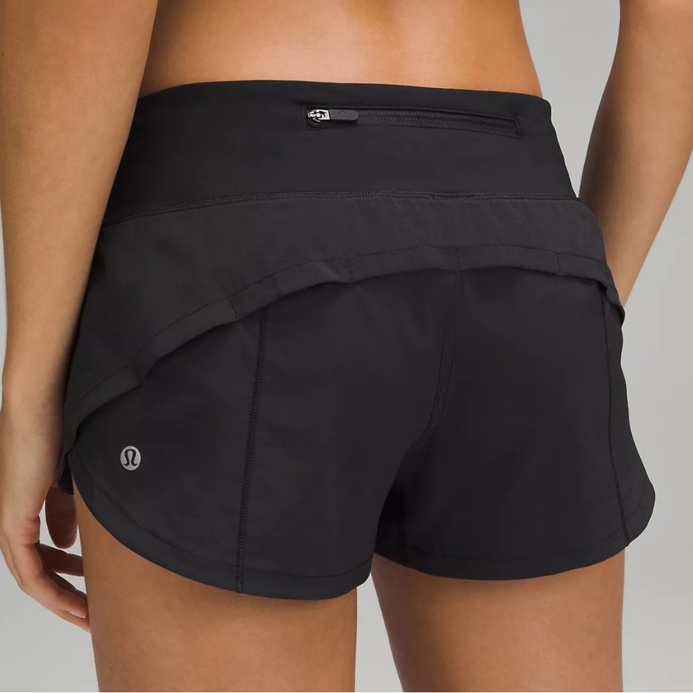 LululemonSpeed Up Low Rise 2.5 Inseam Short